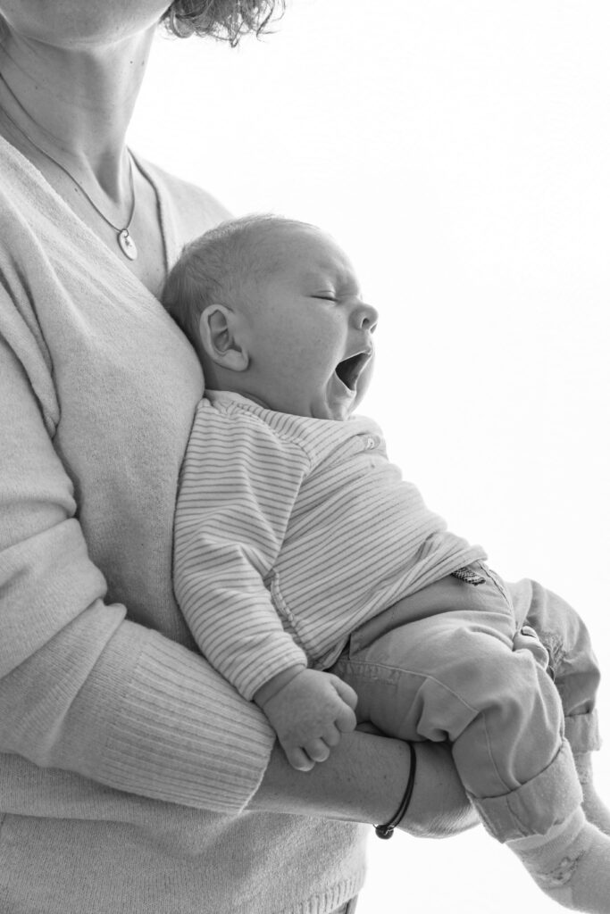 maman et bébé séance photo naissance